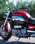 Triumph Rocket III 